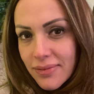 Meet your Posher, Ines